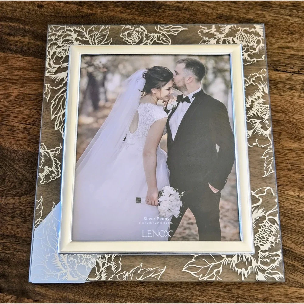 Lenox Silver Peony 8×10 Glass Frame - Made In Italy - Item #886925
